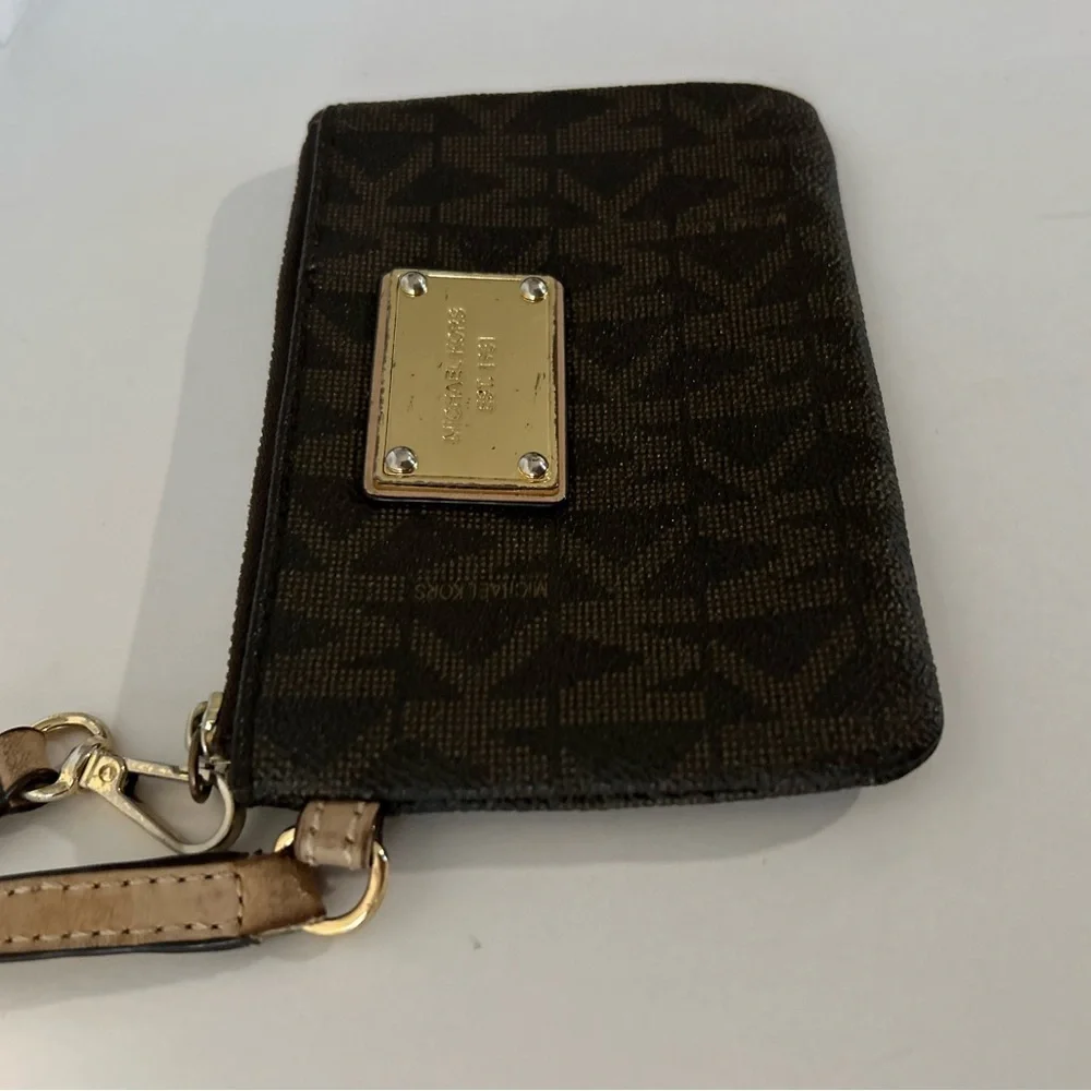 Michael Kors MK Signature Brown Monogram Wristlet Zip Wallet - Picture 5 of 11